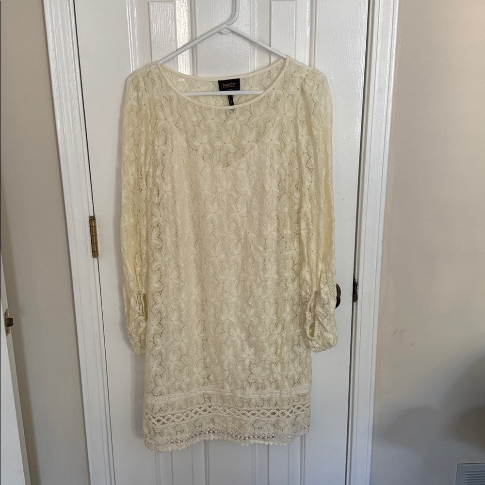 Laundry By Shelli Segal Ivory Lace Top